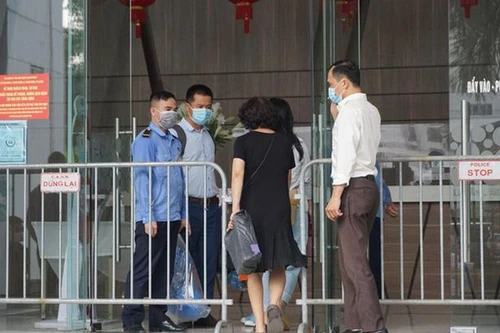 Rà soát được 150 F1 liên quan hai vợ chồng mắc Covid-19 ở 27 Lê Văn Lương