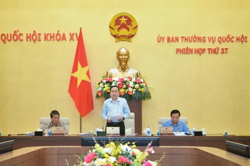 Chủ tịch Quốc hội: Phải làm ngày, làm đêm để kịp chuẩn bị cho kỳ họp thứ 8