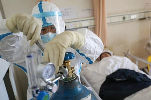 Cụ ông 93 tuổi tử vong do Covid-19, suy tim, suy thận mạn