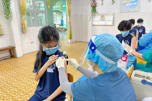 Chuyên gia: Trẻ nhỏ đã mắc Covid-19 vẫn nên tiêm vaccine sau 6-8 tháng