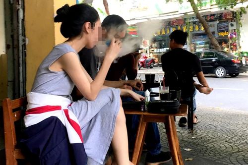 Nữ sinh 14 tuổi suy hô hấp suýt tử vong, nghi ngộ độc nicotine từ thuốc lá điện tử