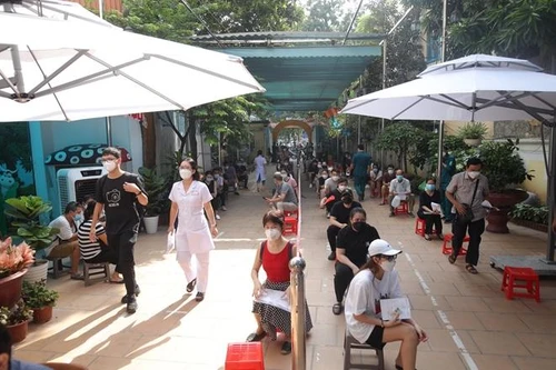 Trưa 14-8 Hà Nội thêm 21 ca Covid-19 mới, nhiều nhất ở quận Đống Đa