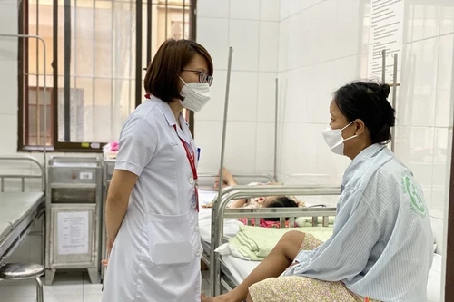 Ghen tuông kéo dài khiến người phụ nữ rơi vào hoang tưởng, dọa giết cả nhà