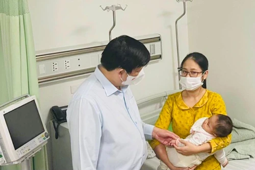 Sức khỏe 18 cháu bé bị tiêm nhầm vaccine Covid-19 ở Quốc Oai đã ổn hơn