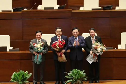 Các ông Trần Thanh Mẫn, Nguyễn Khắc Định và Nguyễn Đức Hải được bầu làm Phó Chủ tịch Quốc hội
