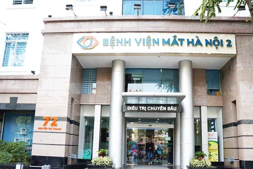 Vụ bé trai 2 tuổi ở Hà Nội bị hoại tử mắt sau bóc giả mạc, bệnh viện lên tiếng