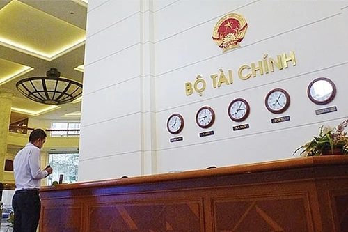 Bộ Tài chính luân chuyển cán bộ lãnh đạo để phòng ngừa tiêu cực