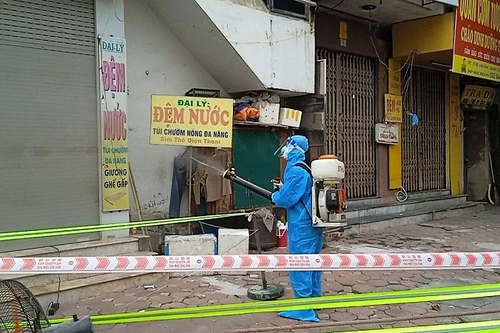 Hà Nội thêm 50 ca Covid-19: 23 ca cộng đồng tại Thanh Xuân, có 2 người đi cắt tóc