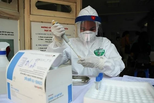 Cô gái trẻ ở Hà Nội dương tính với SARS-CoV-2 sau 3 lần xét nghiệm