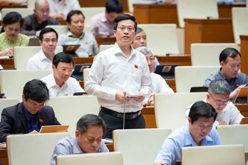 ĐBQH: 'Chỉ hai đêm diễn của BlackPink bằng non nửa tổng thu nghệ thuật chúng ta phấn đấu đến 2030'