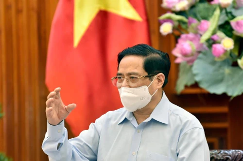 Thủ tướng Phạm Minh Chính: Để lây nhiễm Covid-19 trong bệnh viện là không được, người dân khó chấp nhận