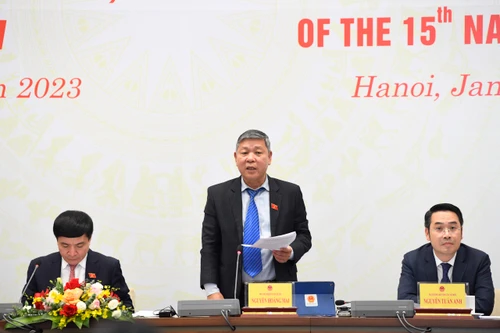 Luật Khám bệnh, chữa bệnh sửa đổi liệu có giải quyết được tình trạng “hai giá” trong bệnh viện?