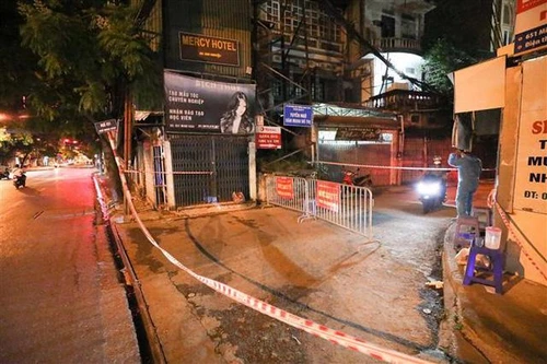 Sáng 31-8, Hà Nội thêm 13 ca Covid-19 mới, 6 người sống trong khu vực đang phong tỏa 