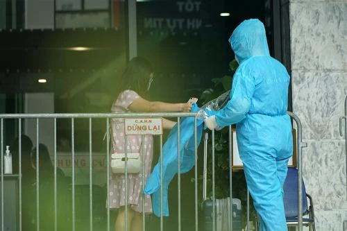 Hà Nội: Đống Đa phát hiện 27 ca Covid-19 cộng đồng, duy nhất Ba Vì không có ca mới