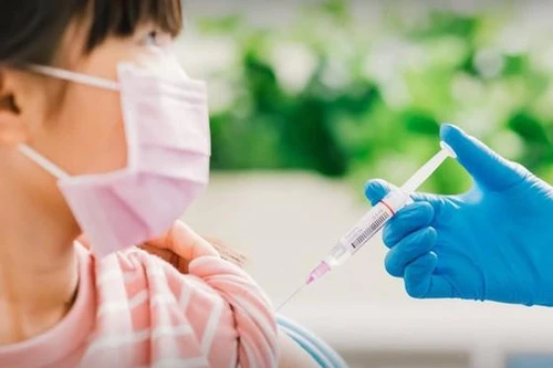 Thiếu vaccine Covid-19 Moderna để tiêm cho trẻ 6 đến dưới 12 tuổi