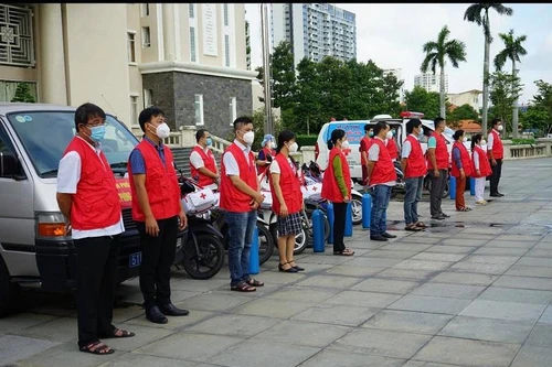 TP Thủ Đức tiêm vaccine Covid-19 lưu động đến từng ngõ, ưu tiên người già