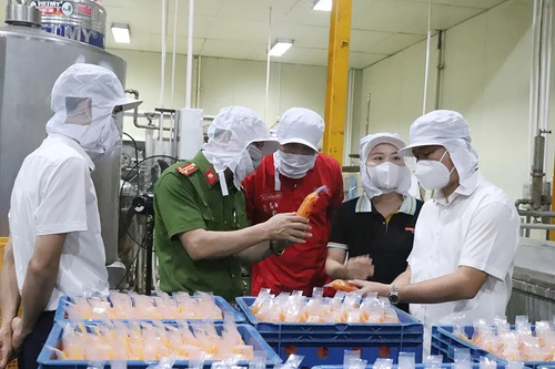 Hà Nội ra quân kiểm tra an toàn thực phẩm, sẽ chú trọng bếp ăn tập thể