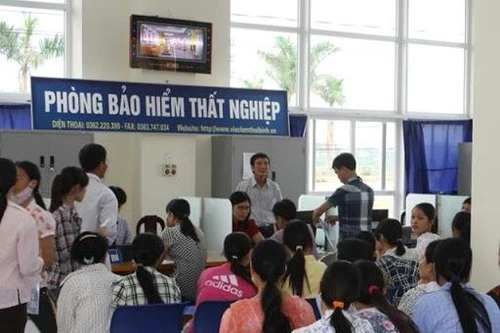 Hà Nội: Tăng vọt hơn 90.000 người tham gia bảo hiểm thất nghiệp trong năm 2020