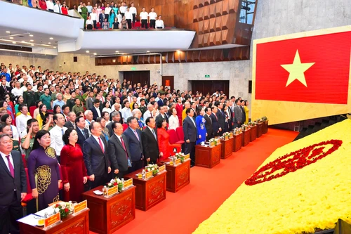 Thủ tướng khái quát phong trào thi đua yêu nước của Thủ đô suốt 5 năm qua bằng “20 chữ”