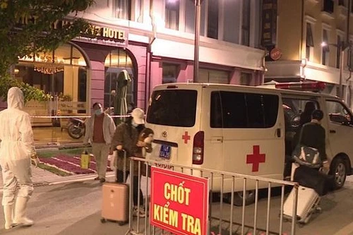 Bệnh nhân Covid-19 rời khu cách ly trước khi chưa có kết quả xét nghiệm, sẽ xem xét kỷ luật