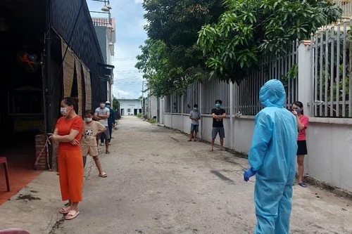 Sáng 25-7 có 3.979 ca Covid-19 mới, TP HCM thay đổi mô hình điều trị sang “tháp 5 tầng”