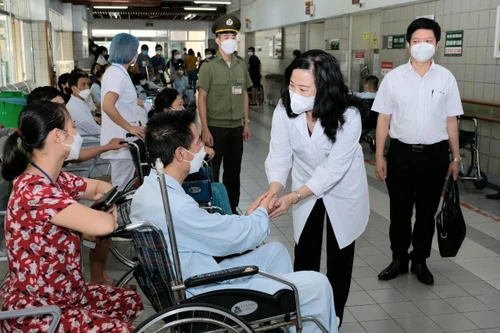 Nóng: Bệnh viện Bạch Mai đề xuất Quyền Bộ trưởng Y tế xin dừng thí điểm tự chủ toàn diện