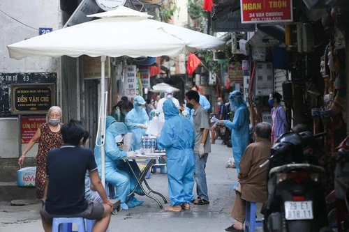 Trưa 10-8, Hà Nội thêm 42 ca Covid-19, một số ca xuất hiện triệu chứng mất khứu giác