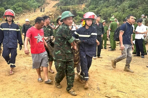 Khẩn trương xác minh nguyên nhân sự cố sạt lở khiến 7 người thương vong ở Hà Tĩnh
