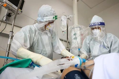 Một bệnh nhân Covid-19 ở Hà Nội tử vong