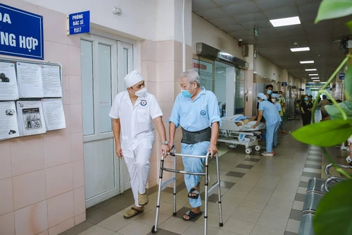 Hà Nội: 95,3% người bệnh được khảo sát hài lòng với bệnh viện công 