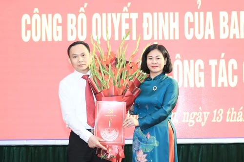 Ông Lê Văn Bính được điều động làm Phó Bí thư Huyện ủy Phú Xuyên, giới thiệu để bầu Chủ tịch