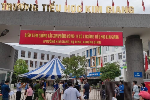 Vụ hơn 50 học sinh Tiểu học Kim Giang nghi ngộ độc sau chuyến dã ngoại: Thực đơn gồm những món gì?