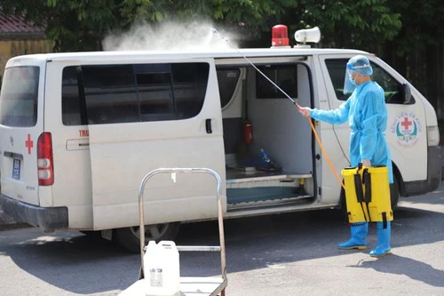 Xấp xỉ 14.000 ca Covid-19 trong ngày 4-12, trên 200 ca tử vong