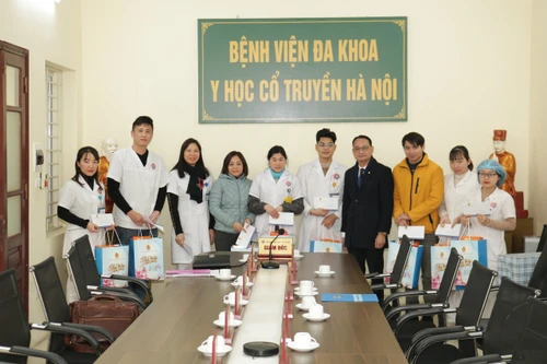 Bệnh viện công ở Hà Nội thưởng Tết trung bình 3-7 triệu đồng/người, cao nhất 41 triệu đồng