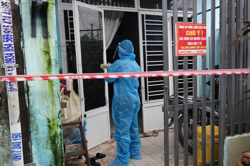 Tất cả quận, huyện của Hà Nội đều phát hiện ca mắc Covid-19, tổng cộng 2.903 bệnh nhân trong ngày 