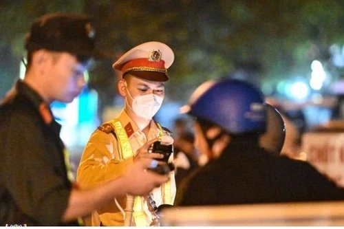 Thủ tướng yêu cầu “trả lại lòng đường” 1 tuần trước Tết, xử nghiêm vi phạm nồng độ cồn