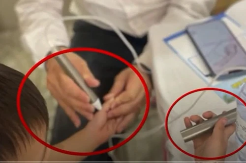 Sở Y tế Hà Nội cảnh báo không có loại “bút đo vi chất” nào được cấp phép, xử lý kẻ mạo danh bác sĩ