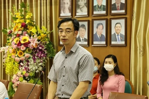 Vụ “thổi giá” máy xã hội hóa ở Bệnh viện Bạch Mai: Nhân viên y tế không được hưởng lợi gì?