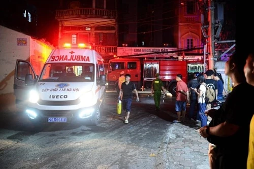 Thủ tướng Chính phủ chỉ đạo khắc phục hậu quả vụ cháy ở phố Khương Hạ