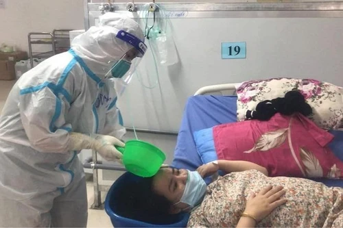 Ngày 12-10, lần đầu tiên số ca mắc Covid-19 xuống dưới 3.000 ca kể từ tháng 8-2021