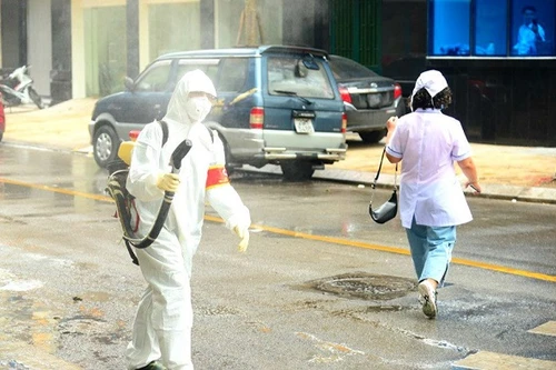 Ca dương tính với SARS-CoV-2 ở Tây Hồ từng test nhanh âm tính, liên hoan ở công ty chồng 3 lần...