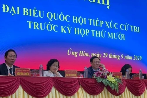 Cử tri kêu bị “kẹt” 2,7 tỷ đồng trong quỹ tín dụng, Bí thư Thành ủy Hà Nội gọi điện thoại giải quyết ngay
