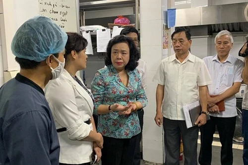 Hà Nội: Mỗi bệnh viện bố trí 5-10 giường chất lượng cao, cử bác sĩ giỏi phục vụ đại hội đảng bộ TP