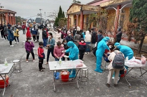 Hà Nội sẽ xét nghiệm PCR tất cả người về từ Chí Linh và các vùng dịch ở Quảng Ninh