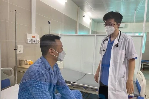 Hà Nội: Nam thanh niên suýt tử vong vì nhầm lẫn sốt xuất huyết với Covid-19