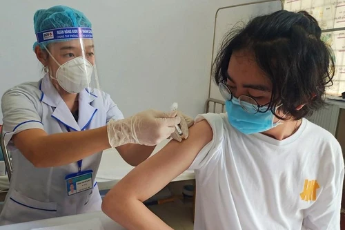 Bộ Y tế đề nghị điều tra vụ “cò mồi” thu phí 1-1,5 triệu đồng/ 1 mũi tiêm vaccine Covid-19
