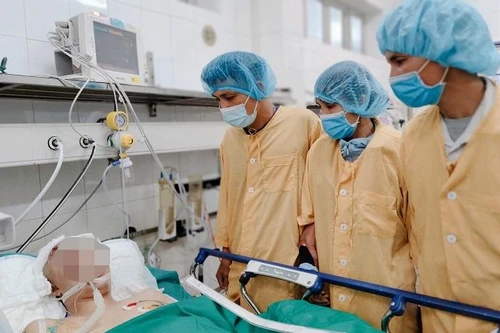 Chàng trai 22 tuổi hiến tim, gan và 2 thận để hồi sinh sự sống cho 4 cuộc đời