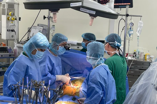 Bác sĩ chạy đua với thời gian, áp dụng quy trình tối cấp cứu sống 3 ca vỡ tim trong một tuần