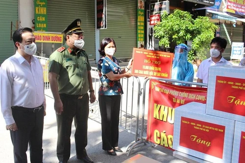 Phó Bí thư Thường trực Thành ủy Hà Nội kiểm tra tại tâm dịch Covid-19 ở huyện Mỹ Đức