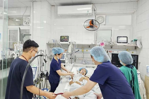 Bệnh viện 19-8 Bộ Công an dùng ECMO cứu sống ngoạn mục một bệnh nhân